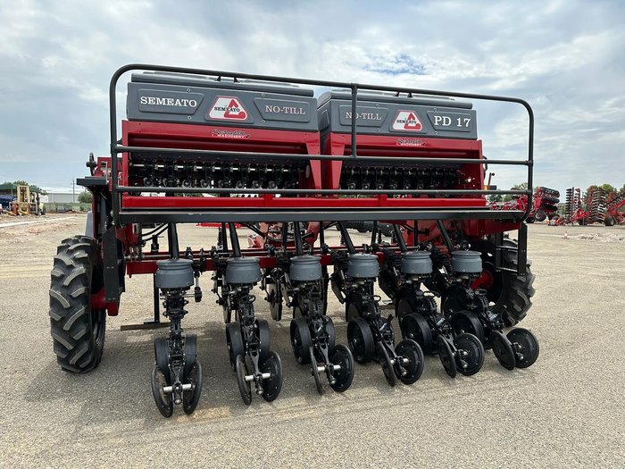 0 SEMEATO PD 17 3M 6 ROW DOUBLE DISC SEEDER WITH FRONT COULTERS RED