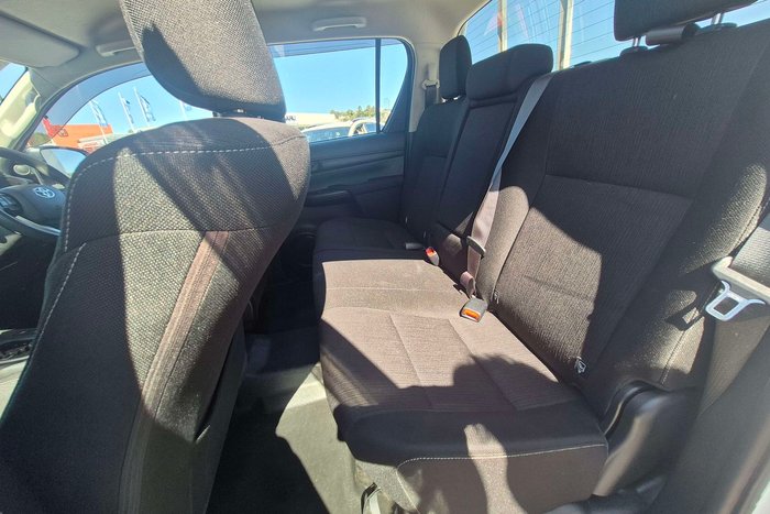 2020 Toyota Hilux SR