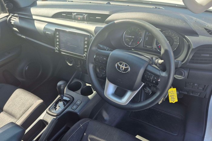 2020 Toyota Hilux SR