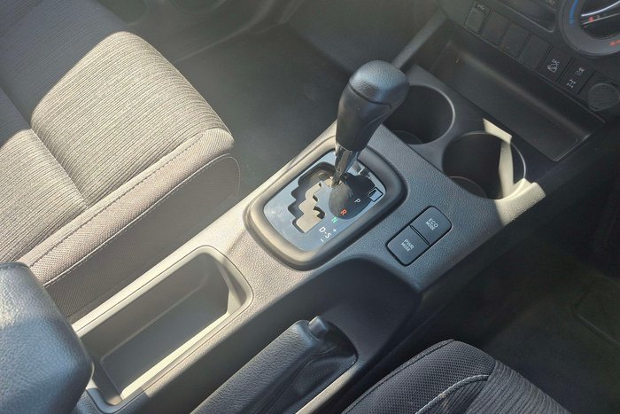 2020 Toyota Hilux SR