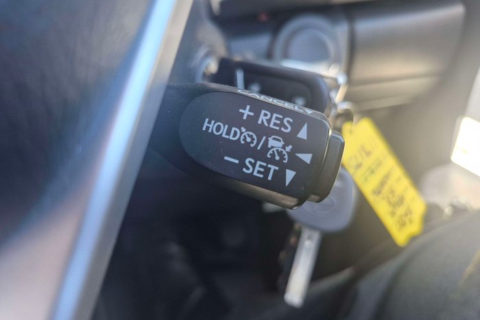 2020 Toyota Hilux SR