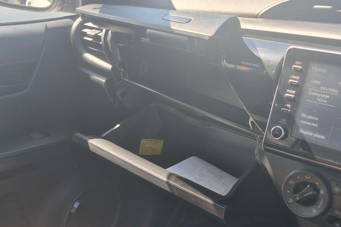 2020 Toyota Hilux SR