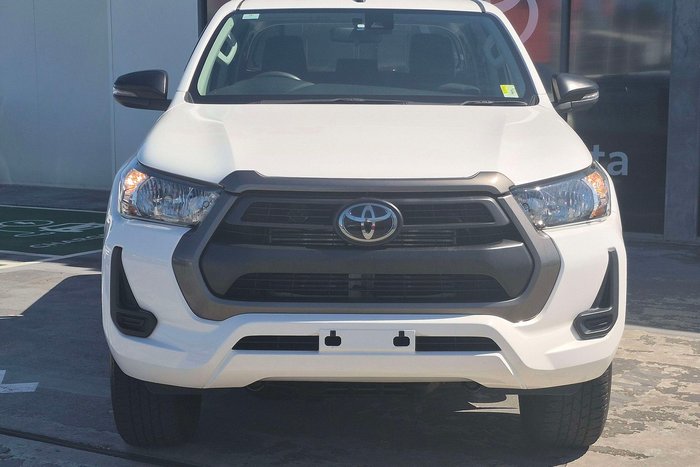 2020 Toyota Hilux SR