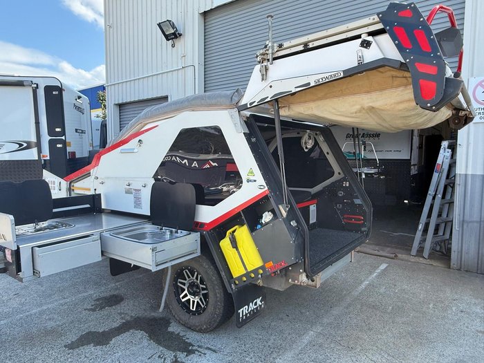 2018 Track Trailer T'van