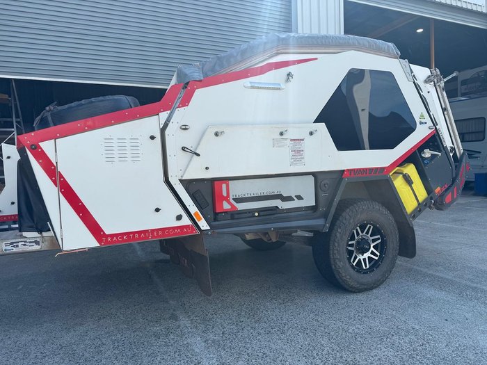2018 Track Trailer T'van