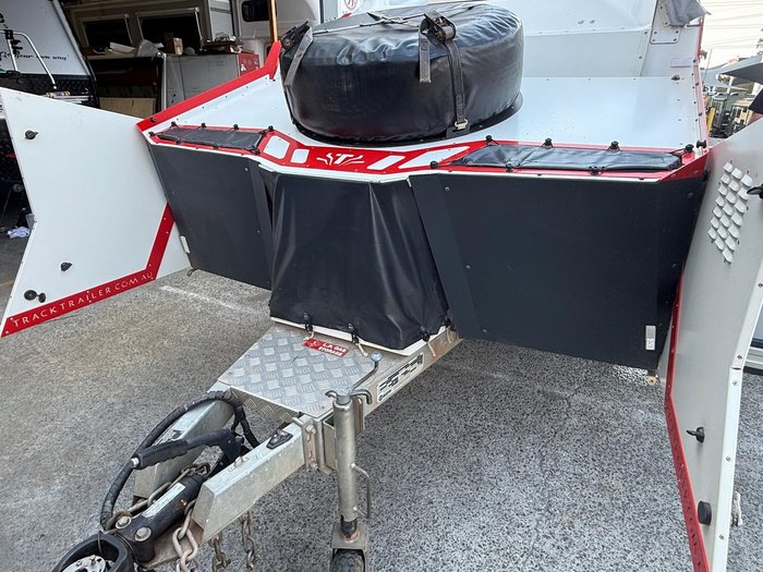 2018 Track Trailer T'van