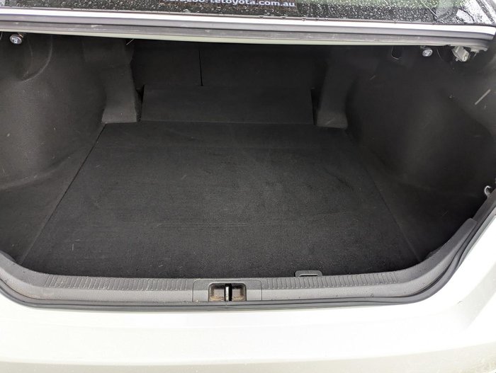 2019 Toyota Camry Ascent Sport ASV70R Glacier White