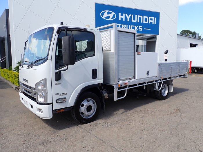 2018 ISUZU NPR