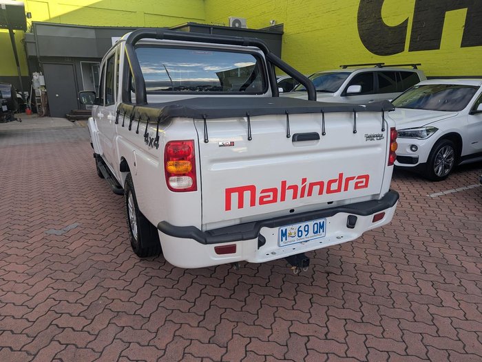 2020 Mahindra PIK-UP S10+ Black mHawk 4X4 Arctic White