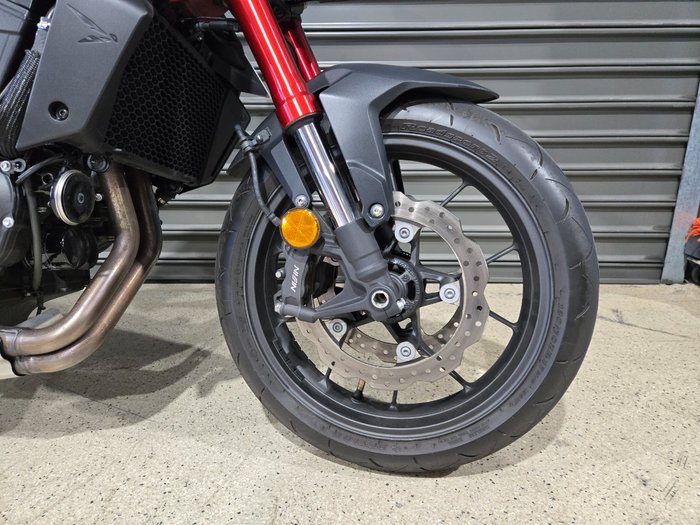 2023 Honda CB750 (HORNET) WHITE