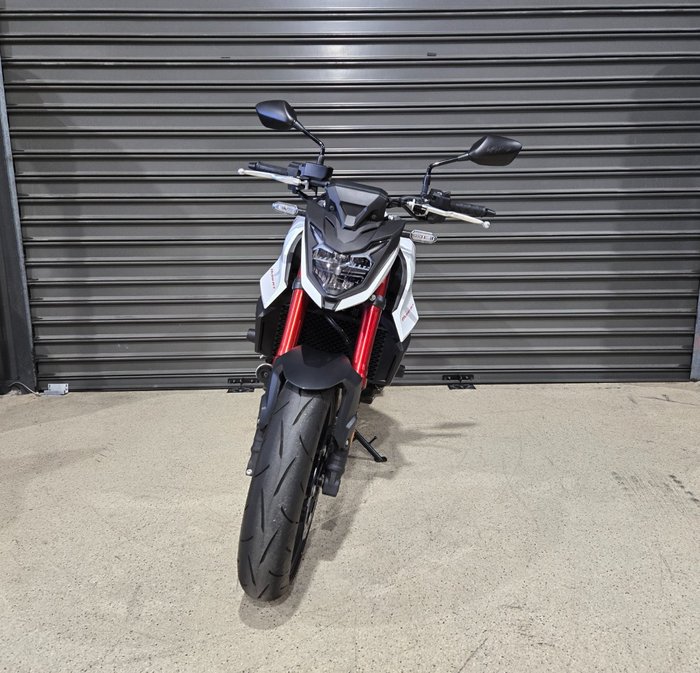 2023 Honda CB750 (HORNET) WHITE