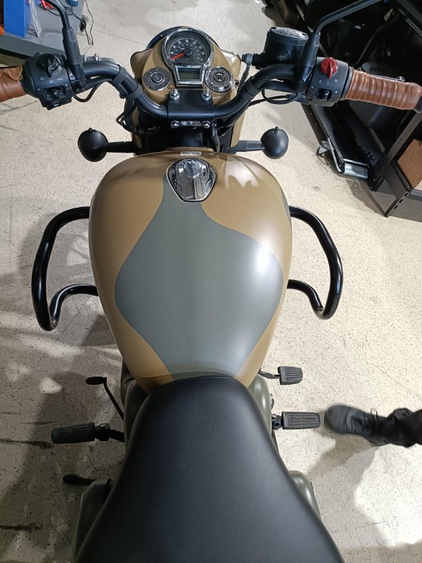 2025 Royal Enfield (see Also Enfiel CLASSIC 350 CHROME GREEN