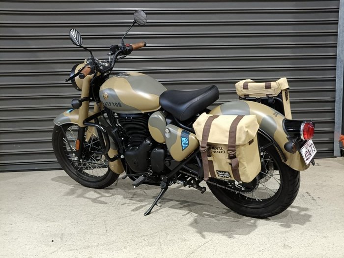 2025 Royal Enfield (see Also Enfiel CLASSIC 350 CHROME GREEN