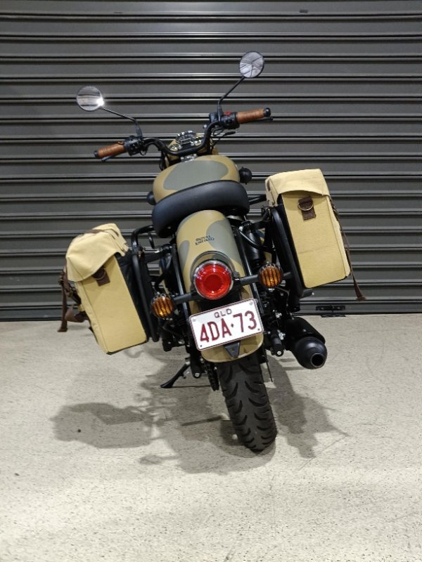 2025 Royal Enfield (see Also Enfiel CLASSIC 350 CHROME GREEN