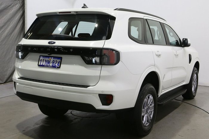 2024 Ford Everest Ambiente