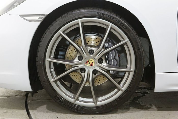 2023 Porsche 718 Boxster