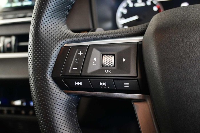 2024 Mitsubishi Outlander LS