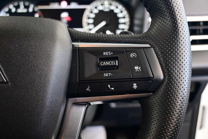 2024 Mitsubishi Outlander LS