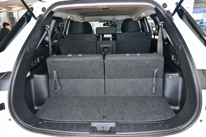 2024 Mitsubishi Outlander LS