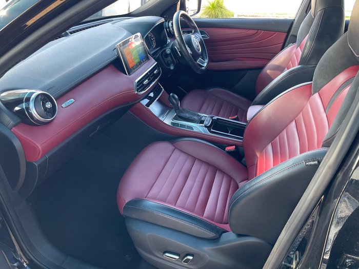 2020 MG HS Essence Anfield Edition