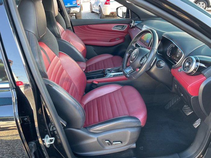 2020 MG HS Essence Anfield Edition