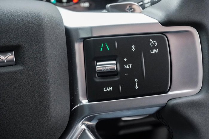 2025 Land Rover Discovery D350 S