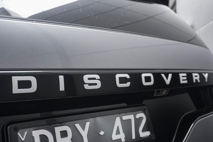 2025 Land Rover Discovery D350 S