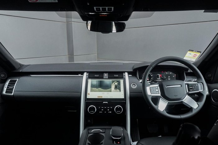 2025 Land Rover Discovery D350 S