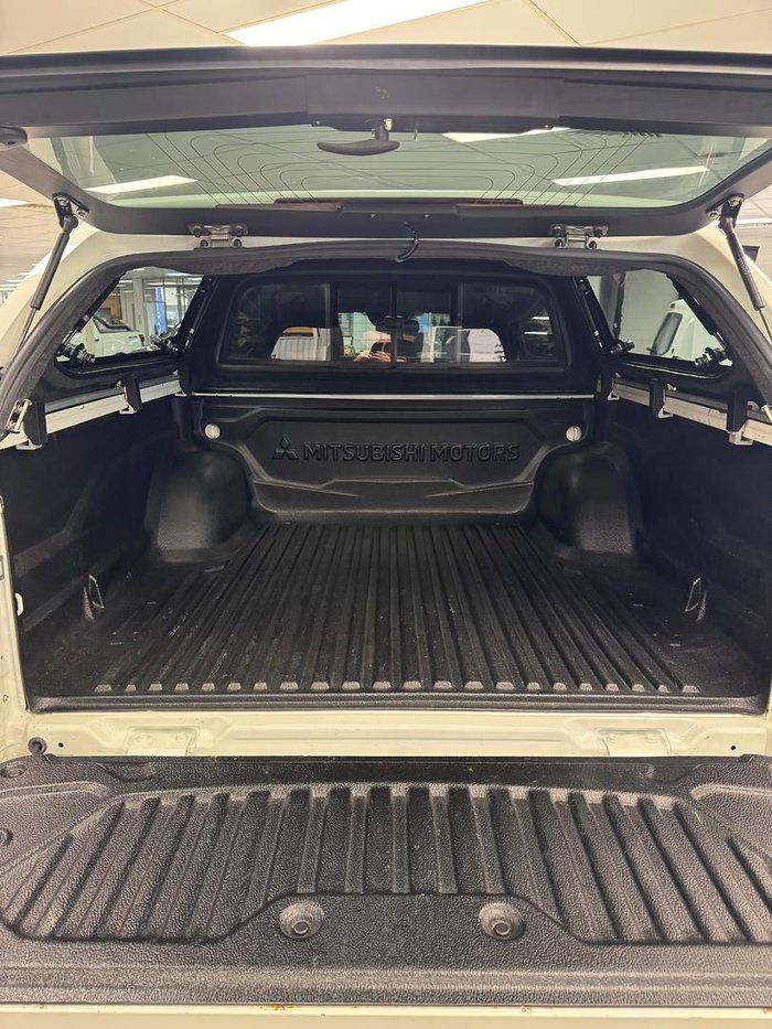 2023 Mitsubishi Triton GLS MR MY23 4X4 Dual Range White