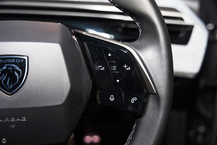 2025 Peugeot 3008 Allure Hybrid