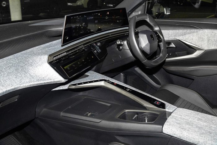 2025 Peugeot 3008 Allure Hybrid