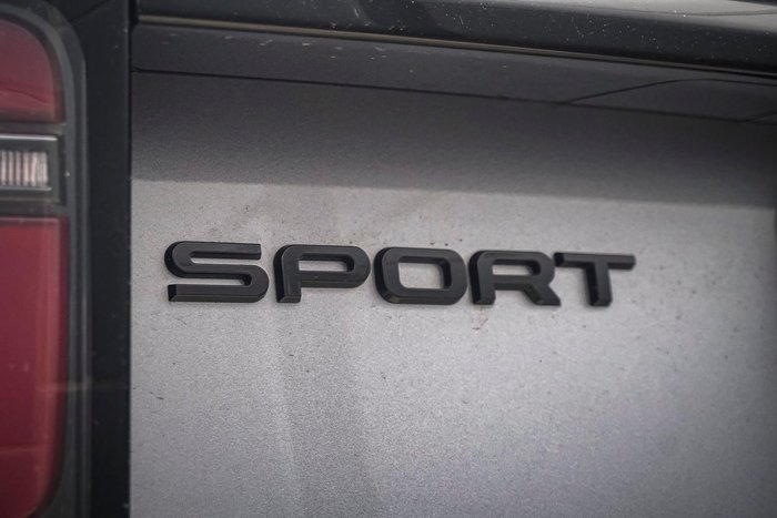 2024 Land Rover Discovery Sport P300e Dynamic SE