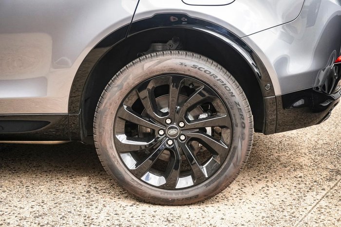 2024 Land Rover Discovery Sport P300e Dynamic SE