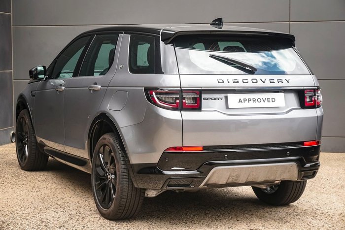 2024 Land Rover Discovery Sport P300e Dynamic SE