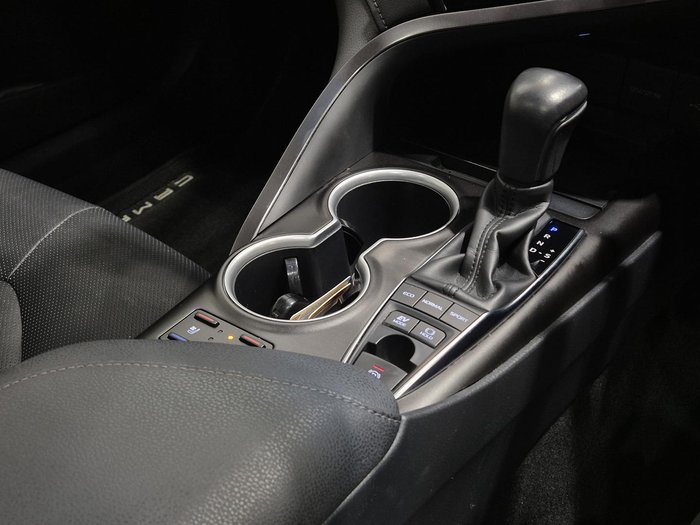 2021 Toyota Camry SL AXVH70R Silver