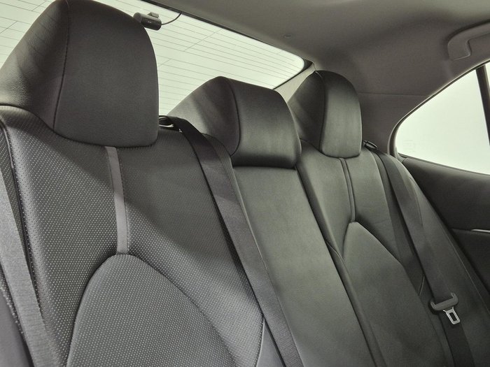 2021 Toyota Camry SL AXVH70R Silver