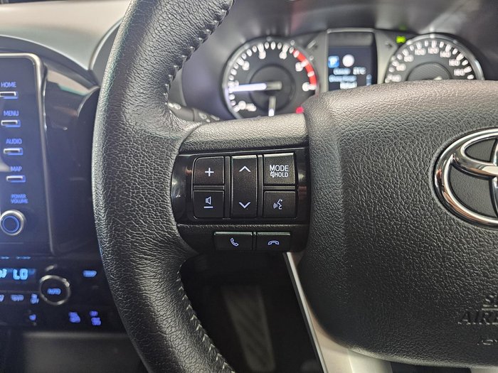 2020 Toyota Hilux SR5 GUN126R 4X4 Dual Range White