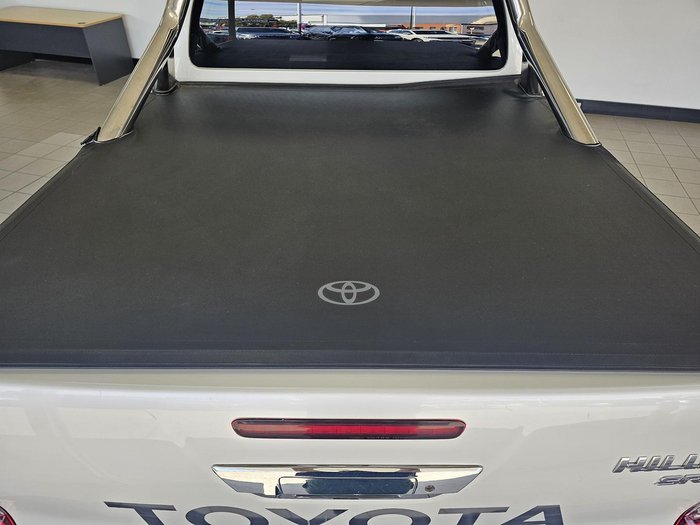 2020 Toyota Hilux SR5 GUN126R 4X4 Dual Range White