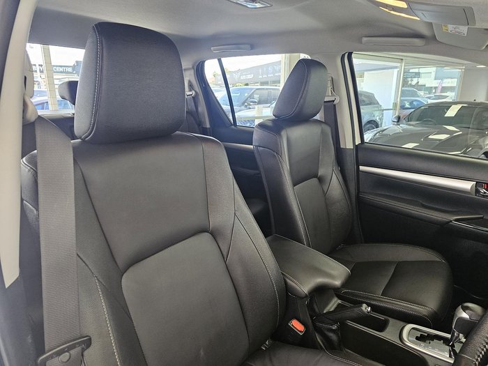 2020 Toyota Hilux SR5 GUN126R 4X4 Dual Range White