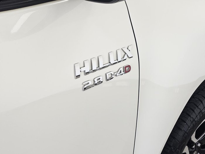 2020 Toyota Hilux SR5 GUN126R 4X4 Dual Range White
