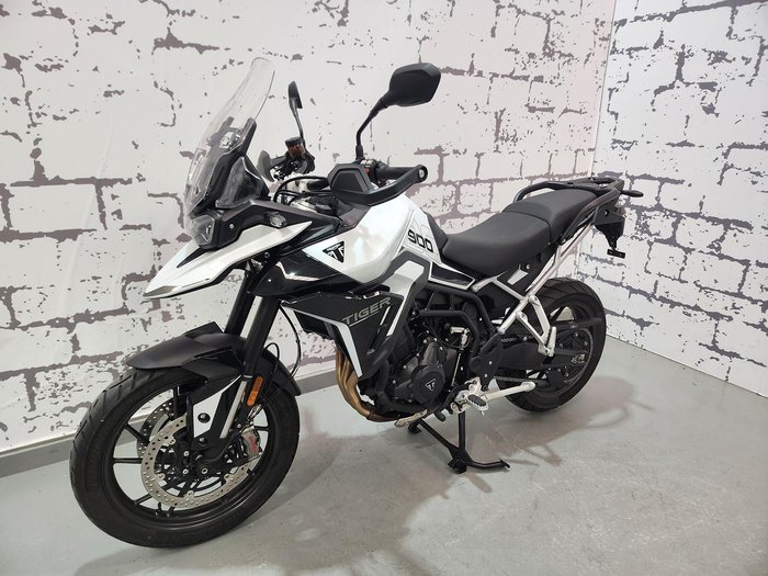 2024 Triumph Tiger 900 GT Tiger White