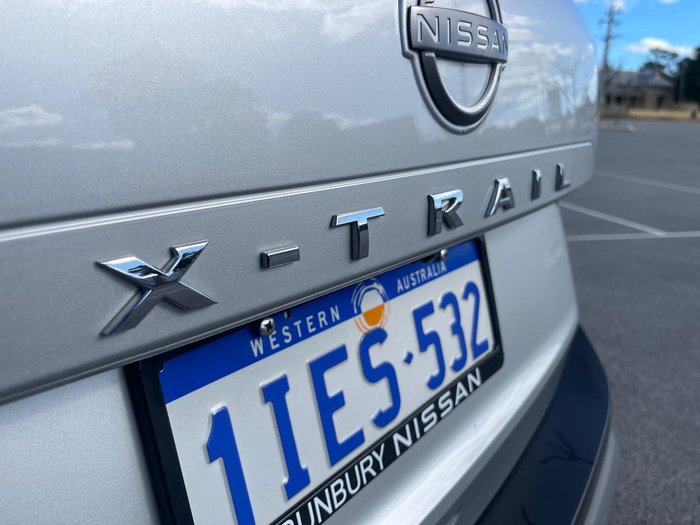 2024 Nissan X-TRAIL ST