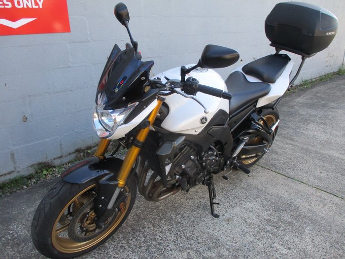 2011 YAMAHA FZ8N WHITE