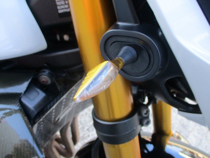 2011 YAMAHA FZ8N WHITE