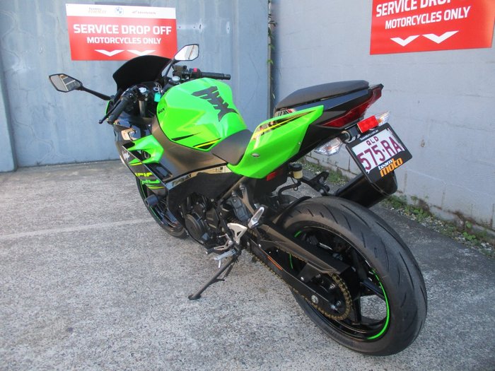 2018 Kawasaki NINJA 400 GREEN