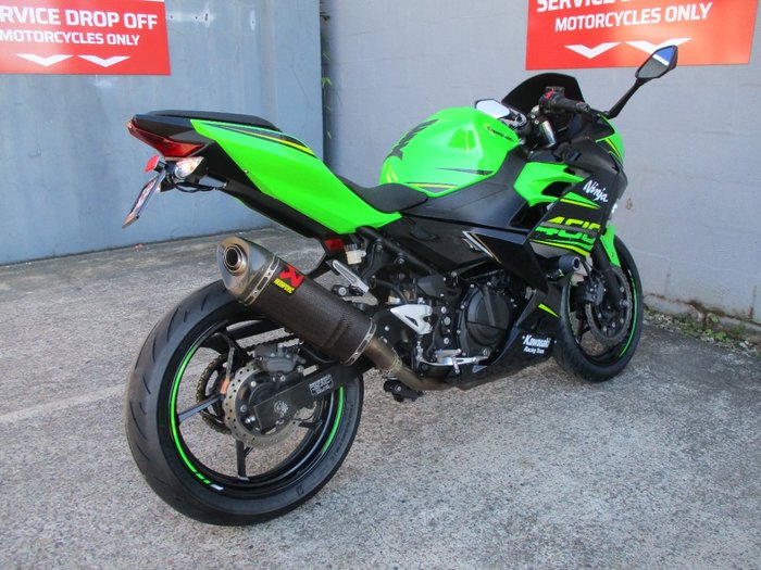 2018 Kawasaki NINJA 400 GREEN