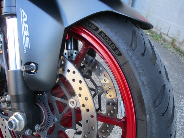 2017 Suzuki GSX-R1000 BLACK
