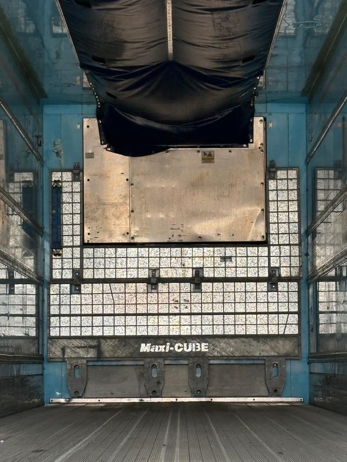 2011 Maxitrans St3 Od 24 Pallet -18 High Cube Reefer