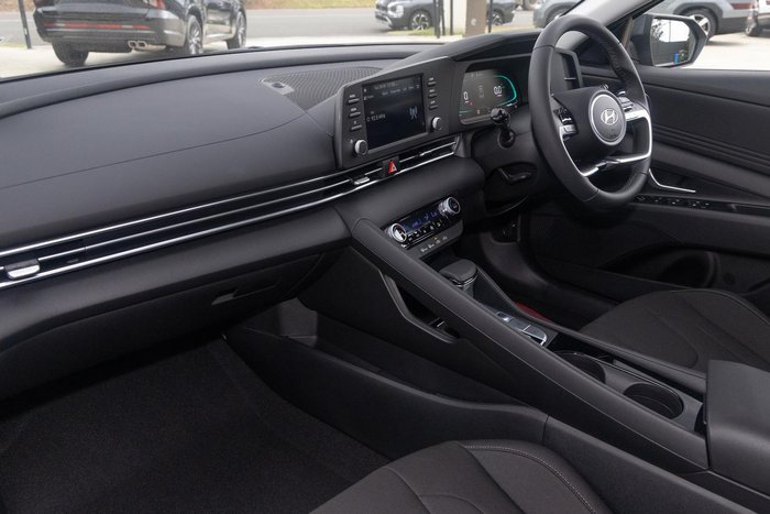 2025 Hyundai i30 Hybrid