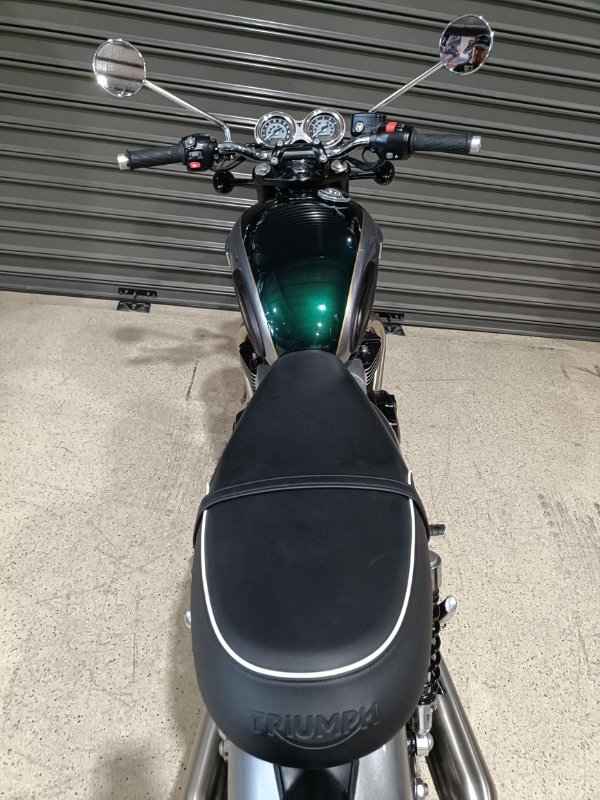 2021 Triumph STREET TWIN GOLDLINE GREEN